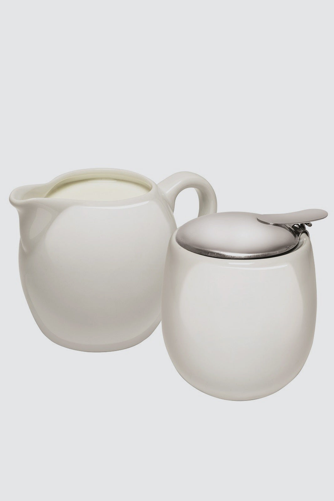 Camelia Milk and Sugar Set